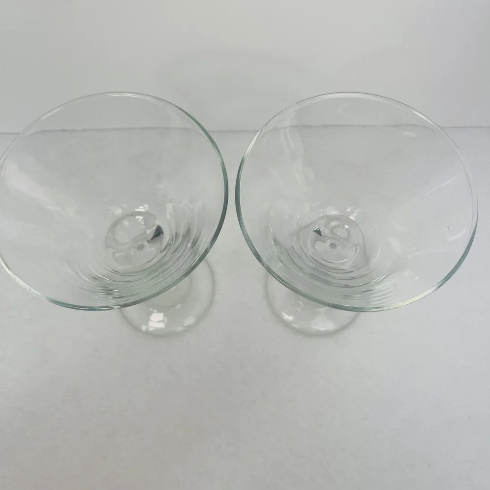 Set of 2 Clear Glass Martini Glasses Classic Stemmed Cocktail Barware 7.25in